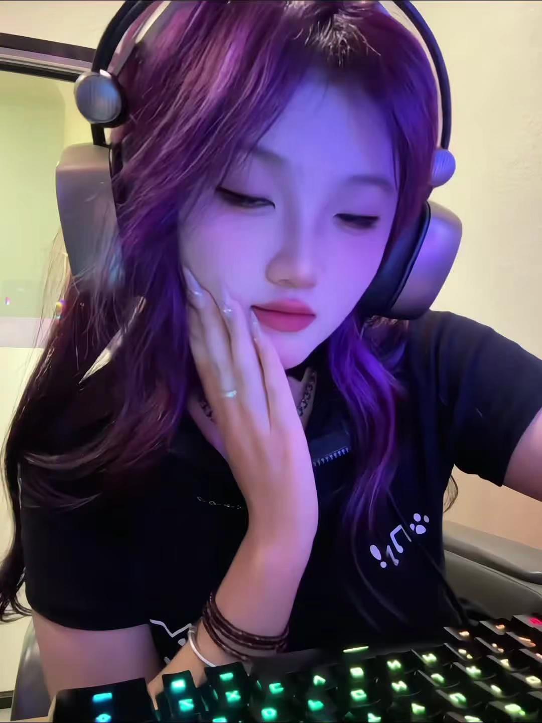 要和我一起打游戏吗🎮