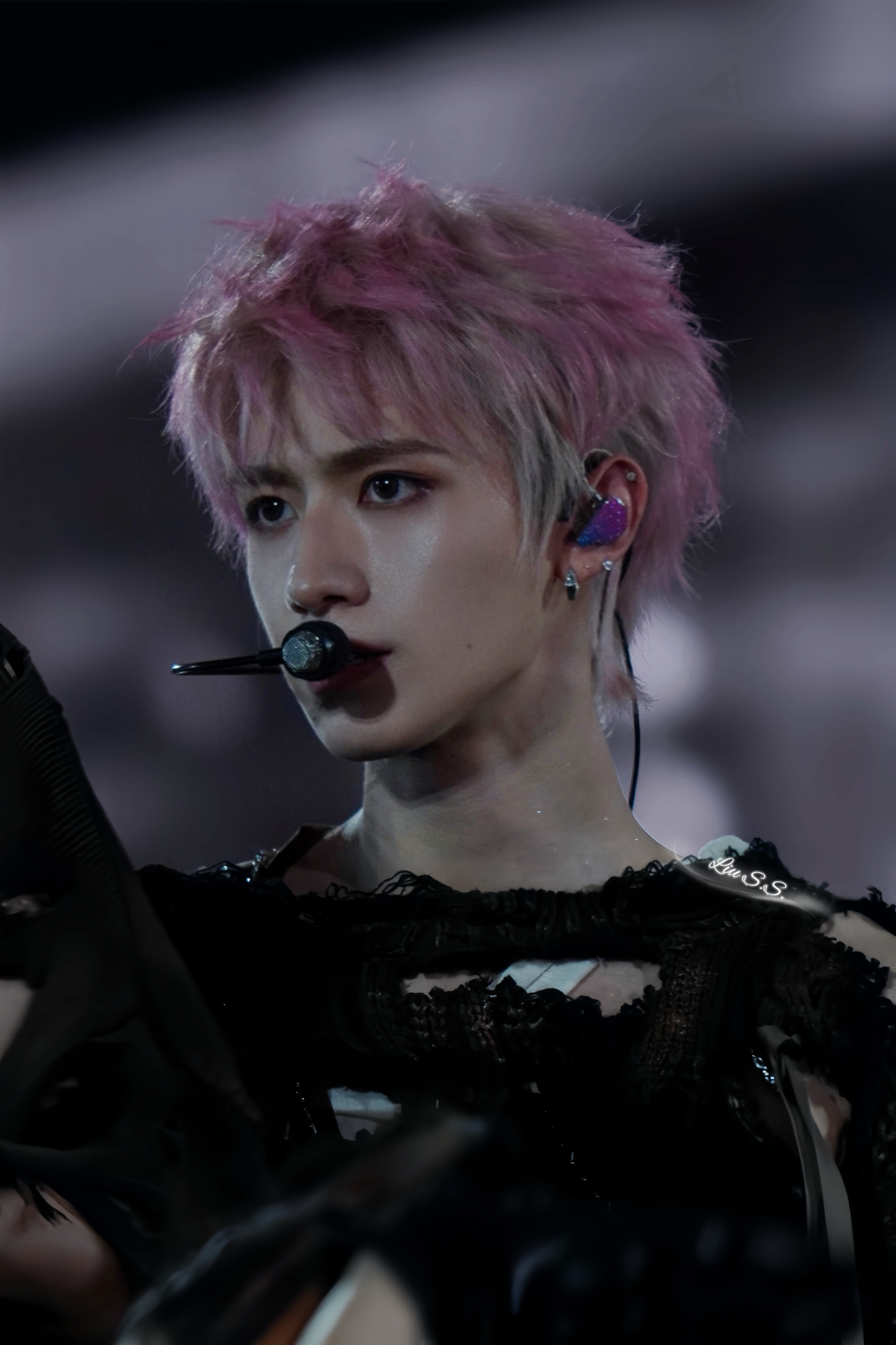 朱志鑫 生图中的生图 