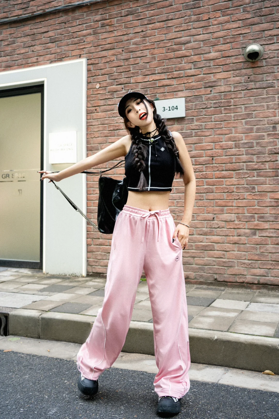 哦莫！还得是blackpink有女团味儿💕^_−