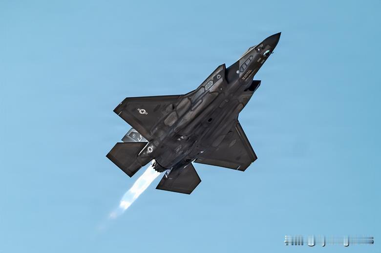 🇺🇸 洛克希德·马丁公司将投资超过10亿美元提升F-35战备水平

该公司宣