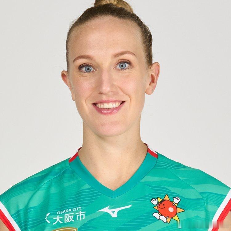 ⚡️ 有传闻，比利时接应莉丝·范·海克即将转会至斯坎迪奇俱乐部。📌 预计范·赖