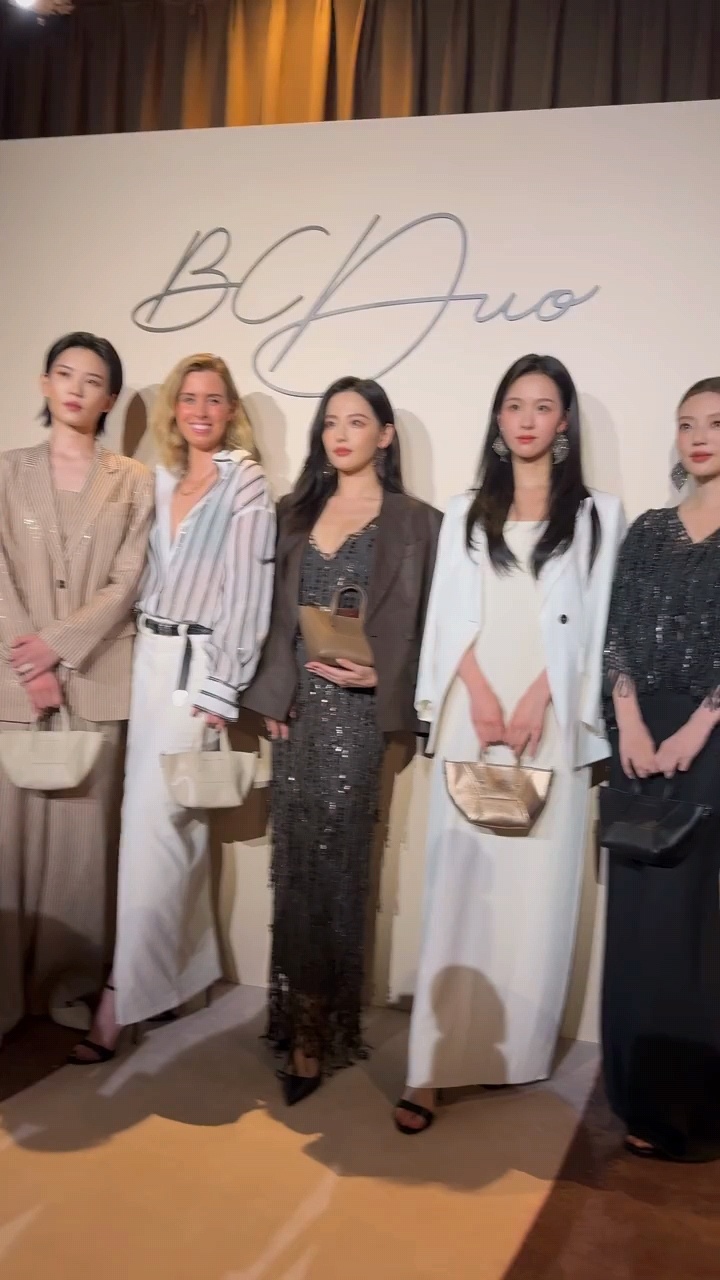 张嘉倪站C位张嘉倪C位 ​​​