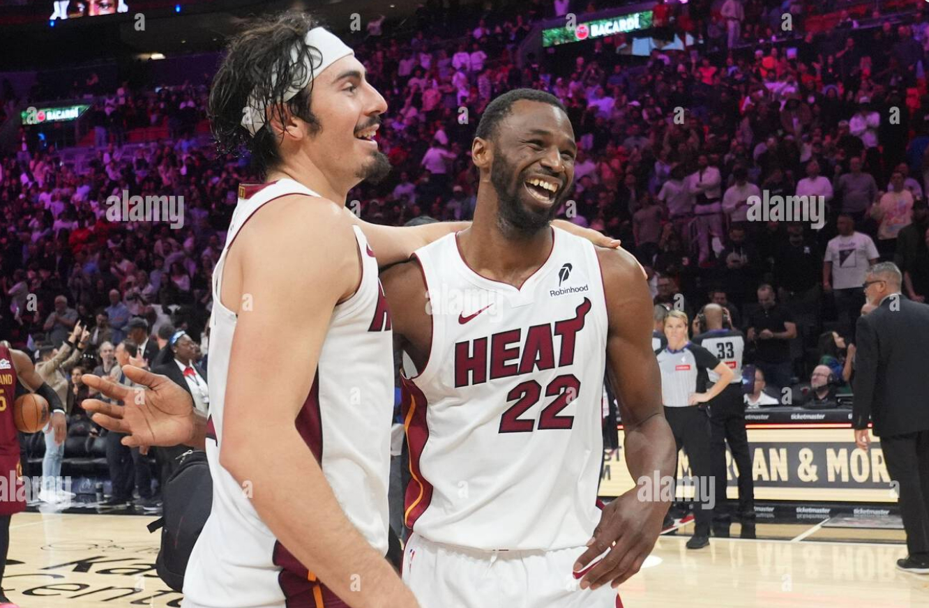 维金斯和哈克斯明日有望迎来复出！ESPN预测明日热火队对阵马刺赢球概率38.2%