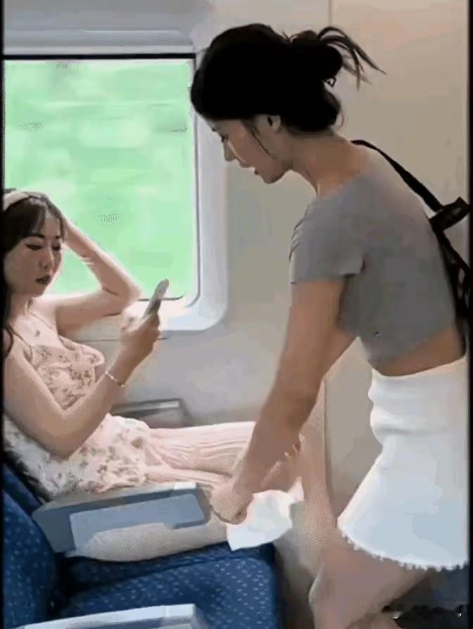 有素养爱干净的美女越干净越通透 养成干净气质 干净的浪漫 养成干净气质 干净的浪