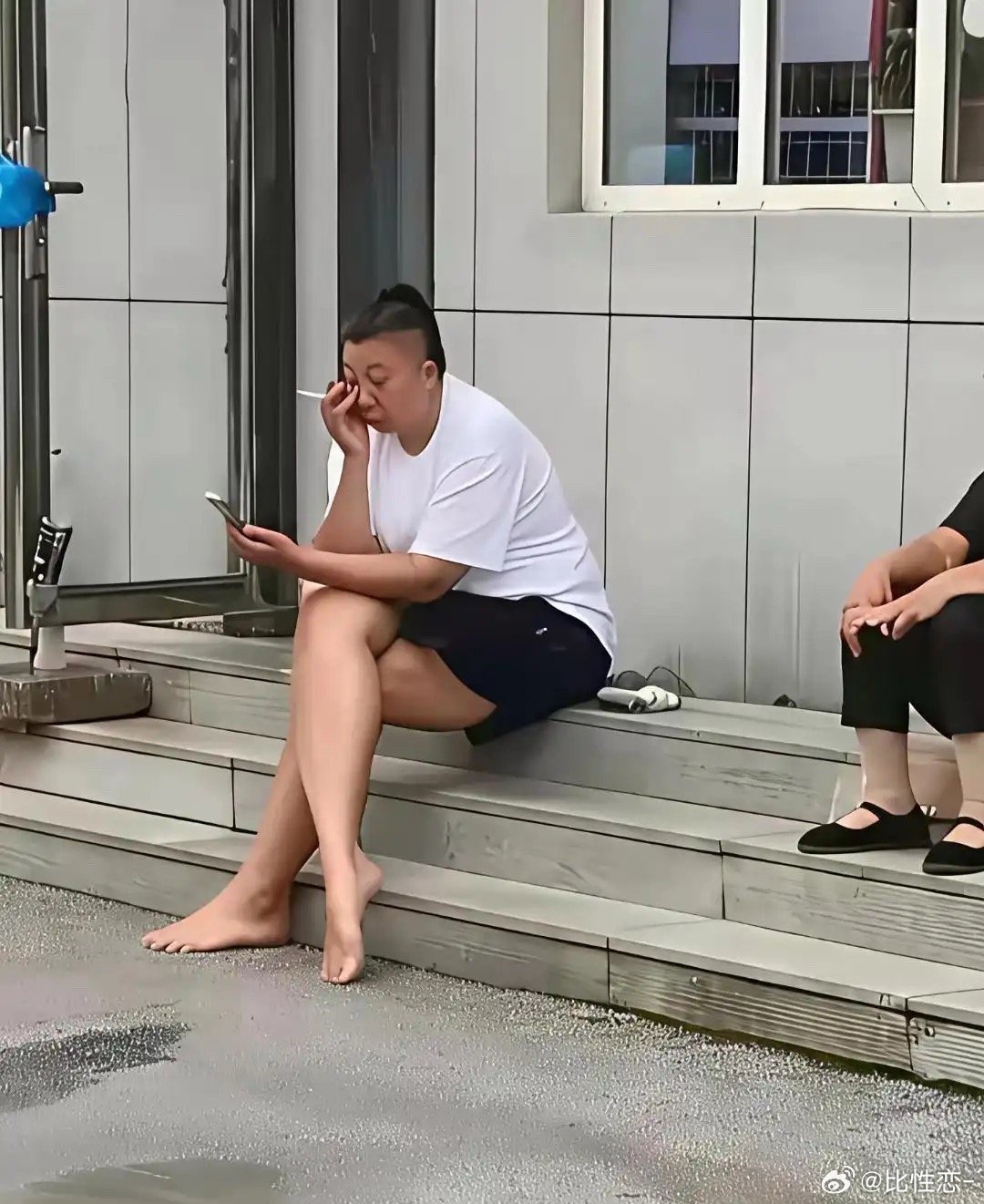 网红东北雨姐 原来真人这么带派