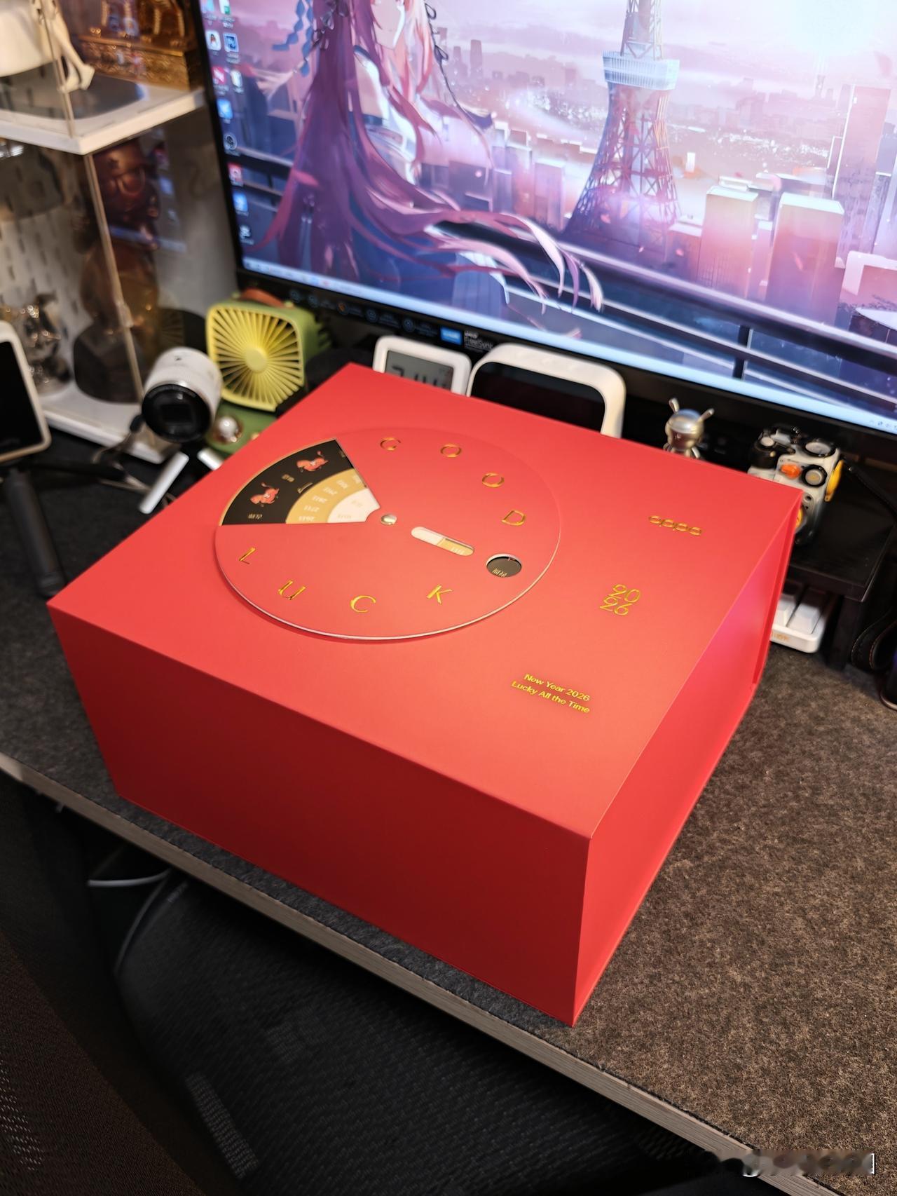 OPPO 2026新年礼盒，小欧化身财神爷送来金光闪闪真黄金，马上暴富大富翁，超