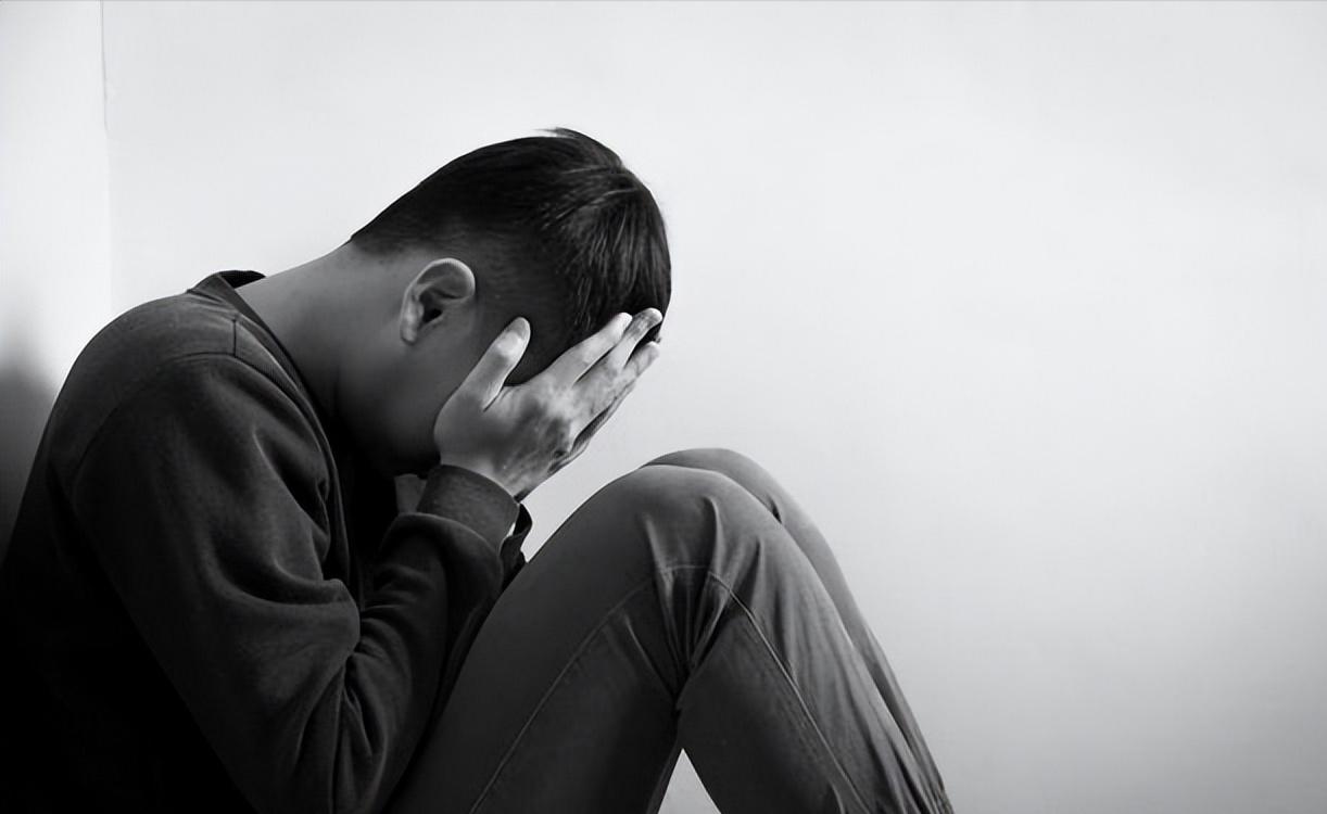 【人到中年前列腺炎康复后巧变小伙！】





张先生，43岁，来诊看病，他被诊
