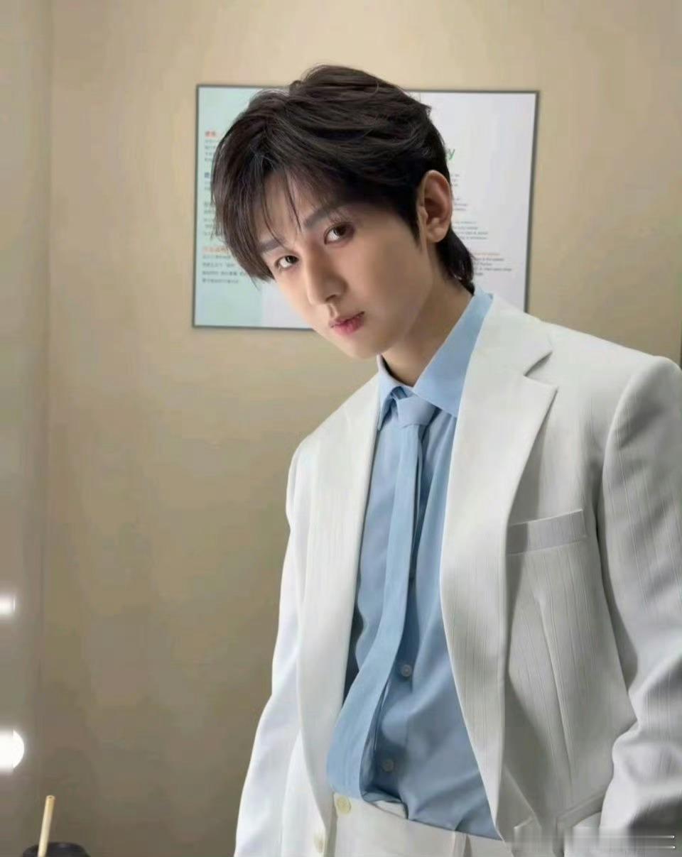成毅狩谎cy成毅林彦廷⊹⊹🌸⊹⊹✪ 𝙝𝙖𝙫𝙚 𝙖 𝙣𝙞𝙘𝙚 