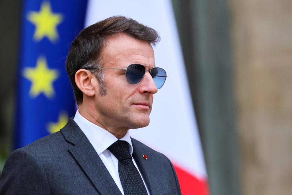 马克龙想恢复与俄对话，拉夫罗夫：可悲，但普京会接电话

法国总统马克龙，又挨批了