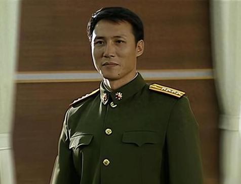 师长转业能当市公安局长吗？

师长是正师级大校军官，对应地方正厅级干部。正师级军