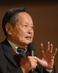 【#施一公回应杨振宁逝世传闻#：不要以讹传讹】#杨振宁# 今日，网络流传消息称，