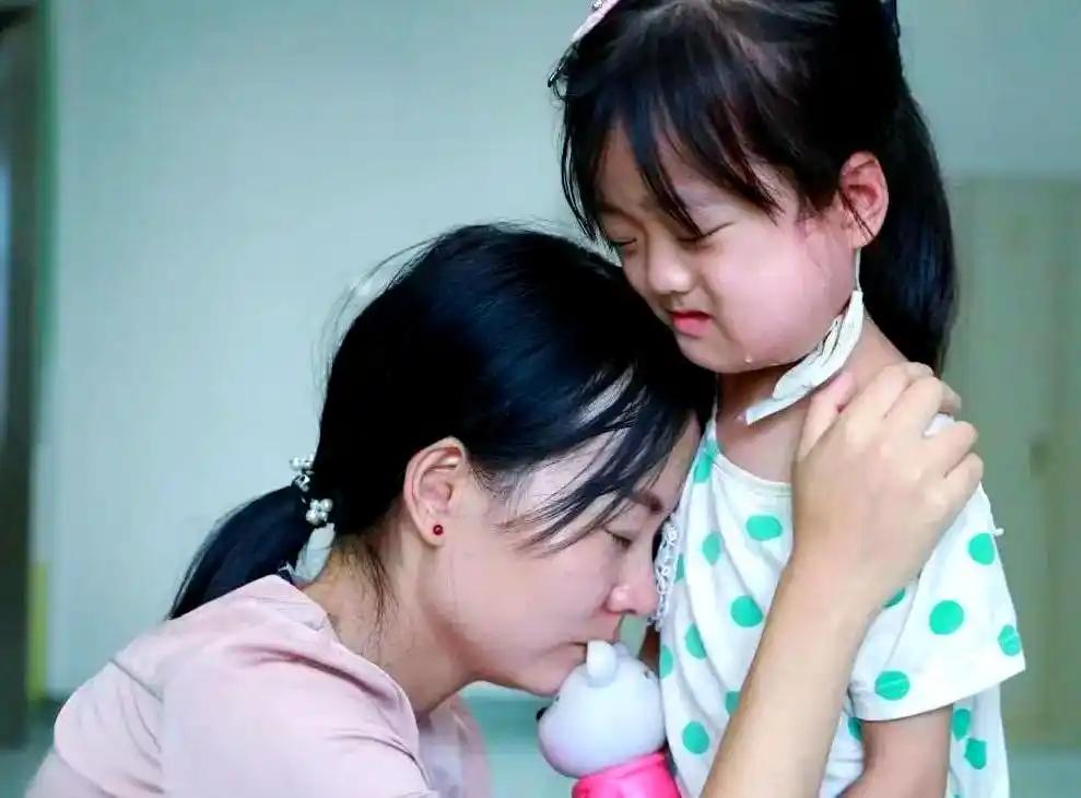 江苏“无娃海王”太狠！骗12名单亲妈妈295万，戳中单亲妈妈最痛的软肋
 
家人