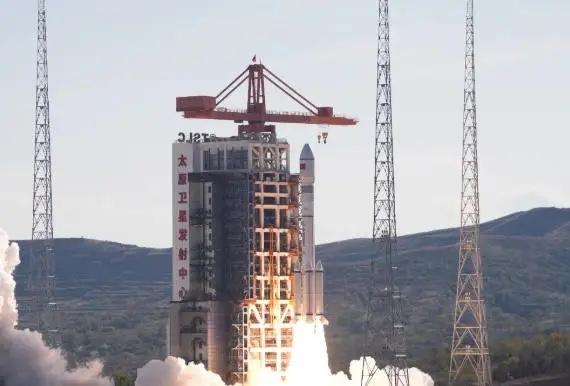 感谢美欧“断网”，30年后我们如此强大

1993年，中国商船“银河号”在公海航