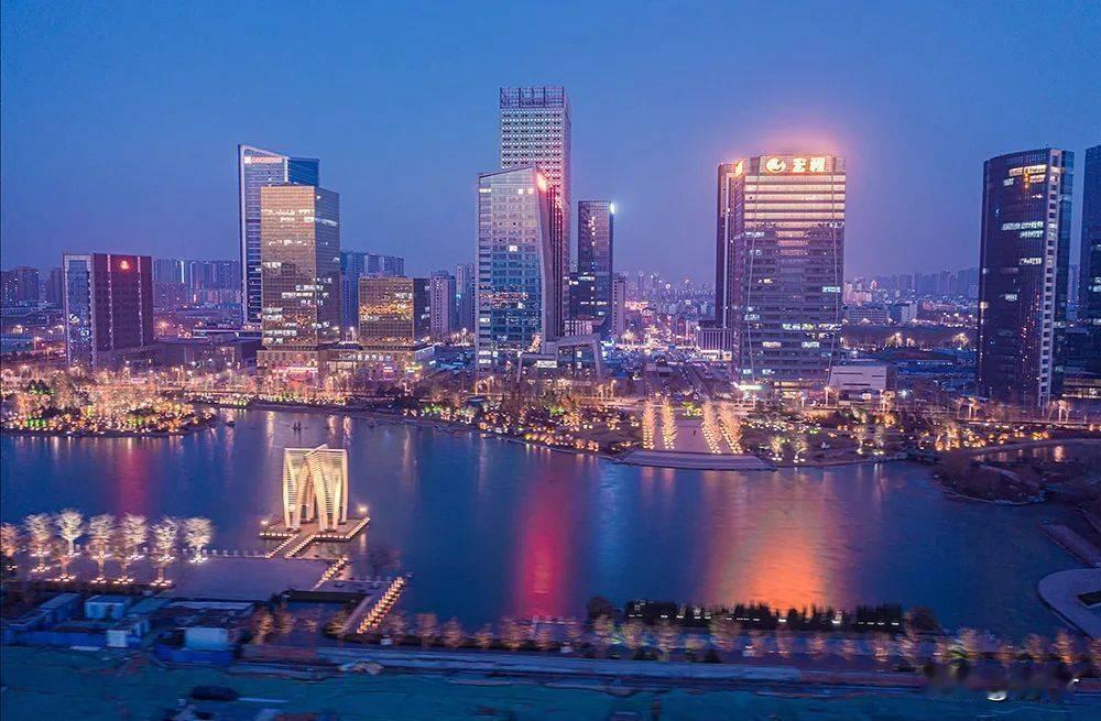 2015年11月，淄博二手房均价5911元；
2016年11月，淄博二手房均价5