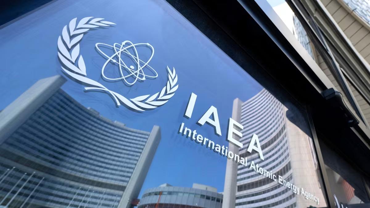 IAEA强行通过反伊朗决议21票赞成3票反对，中国投下反对票怒斥：搞政治对抗解决