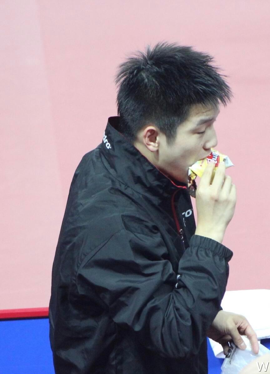 内敛的看多了，我要让可爱东重现江湖。 