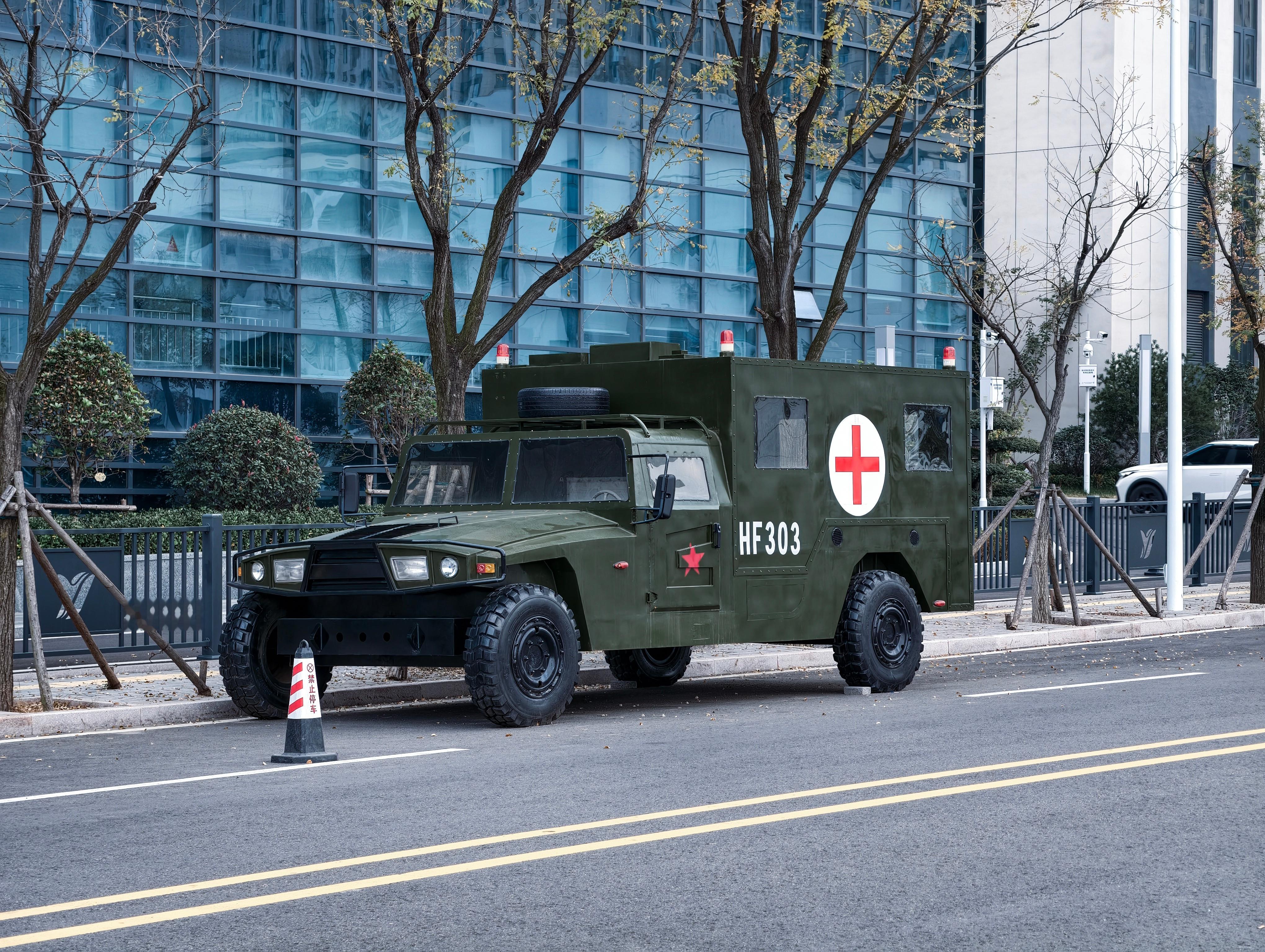 哇哦！第一次见这种车，感觉好宽！[收到]  ​​​