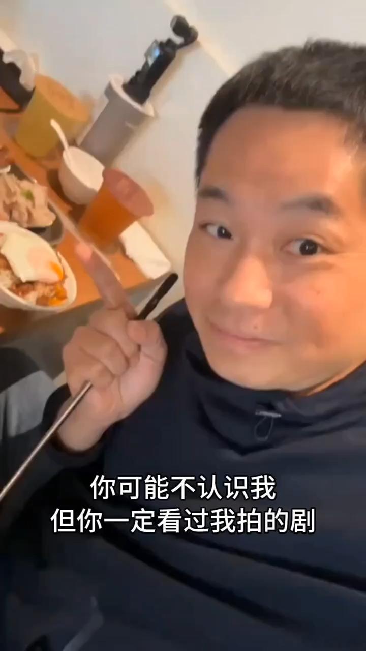 王子变青蛙导演又拍都市爱情了电视剧无可替代 从《王子变青蛙》到《无可替代》，陈铭