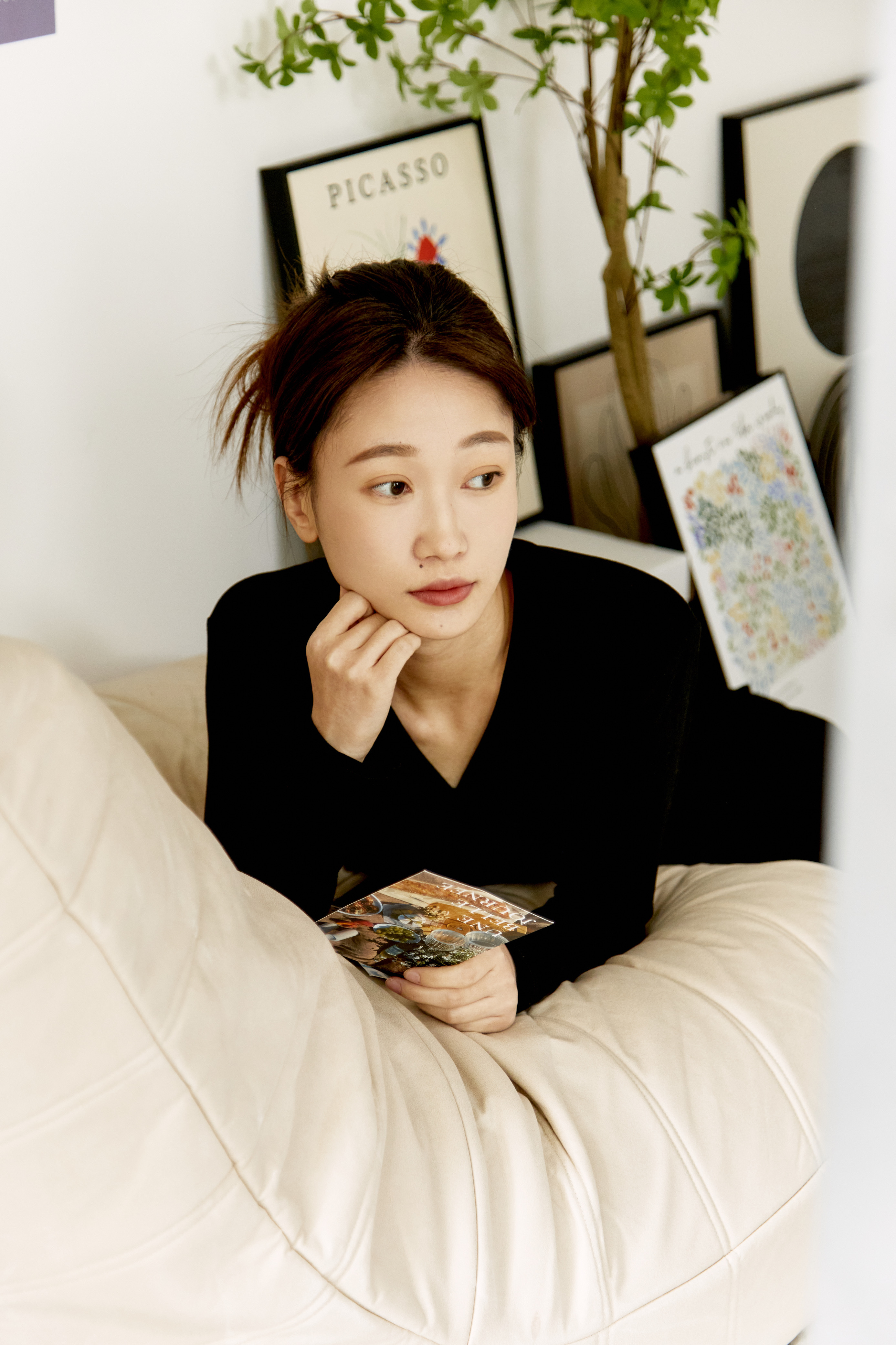 宅家日常，漫长无低谷，生活自有期。家的堆砌见证了漫长时光，每一次回看都能看到过去