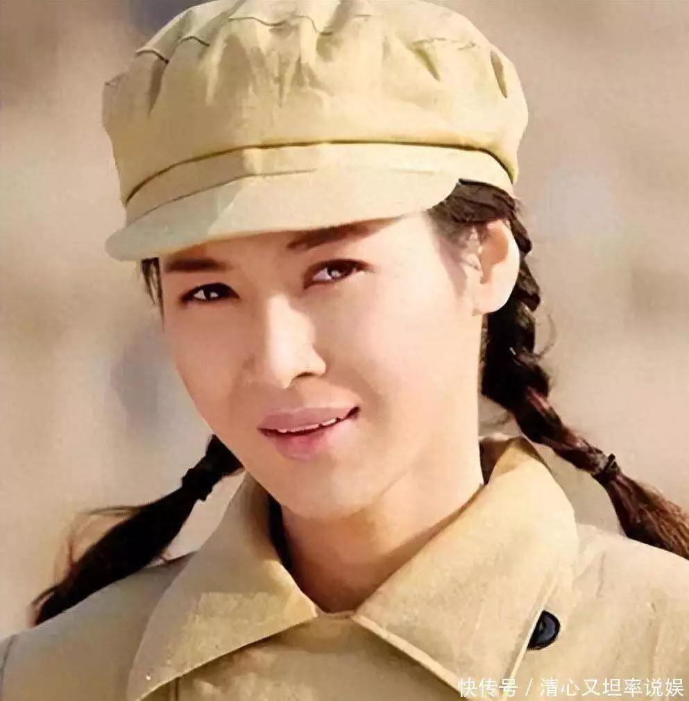 戏子挣钱确实快，亮剑女神”童蕾，还清14亿巨债。人生犹如坐过山车。2005年，她