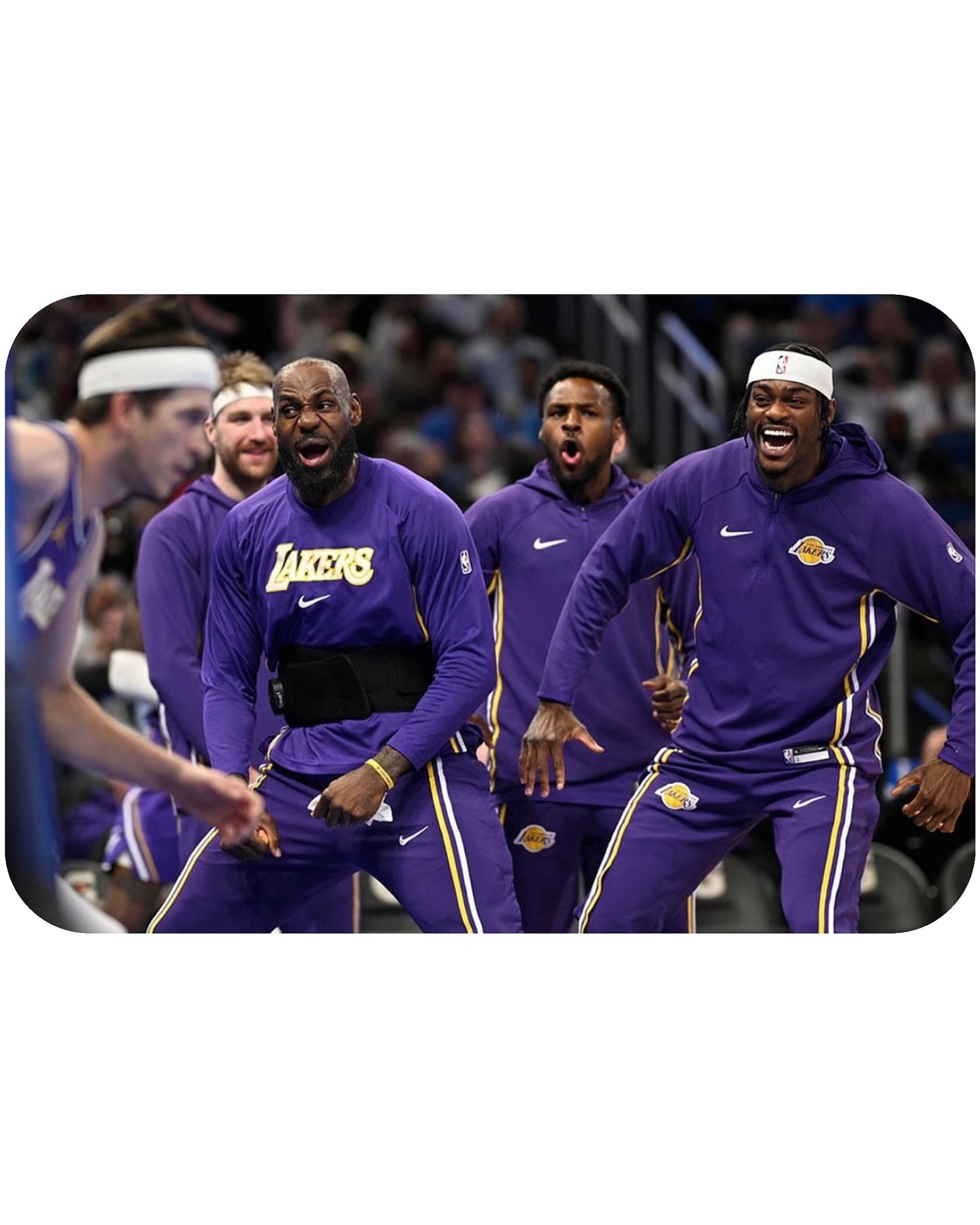 彪哥更新ins ：“Road 🚶🏿♂️”范德比尔特