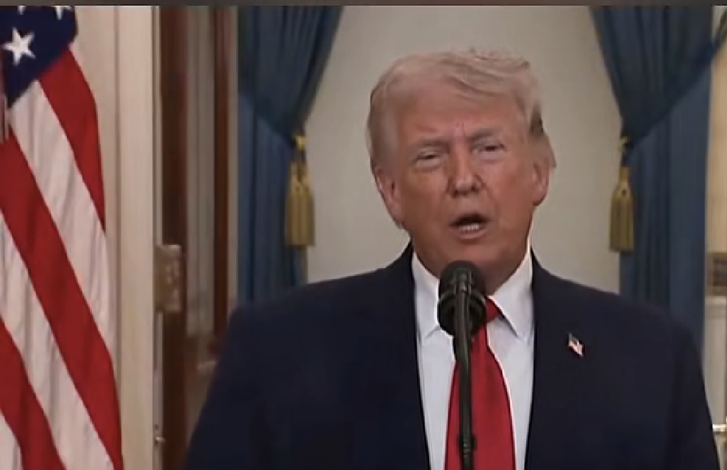 【美伊以冲突 美国总统特朗普发表讲话，自行宣称对伊朗战事取得“快速、决定性、压倒