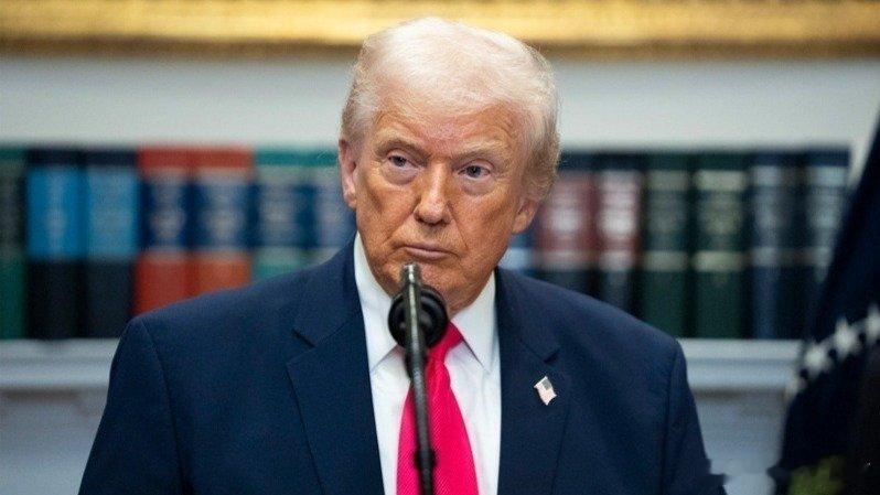 凤凰新闻【美媒喊话：你们错怪特朗普了，他不是针对欧洲】【文/观察者网柳白】美国发