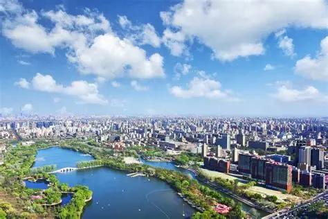 北京买房别只盯着便宜，这几个板块的逻辑先看清 



在北京买房很容易踩一个误区