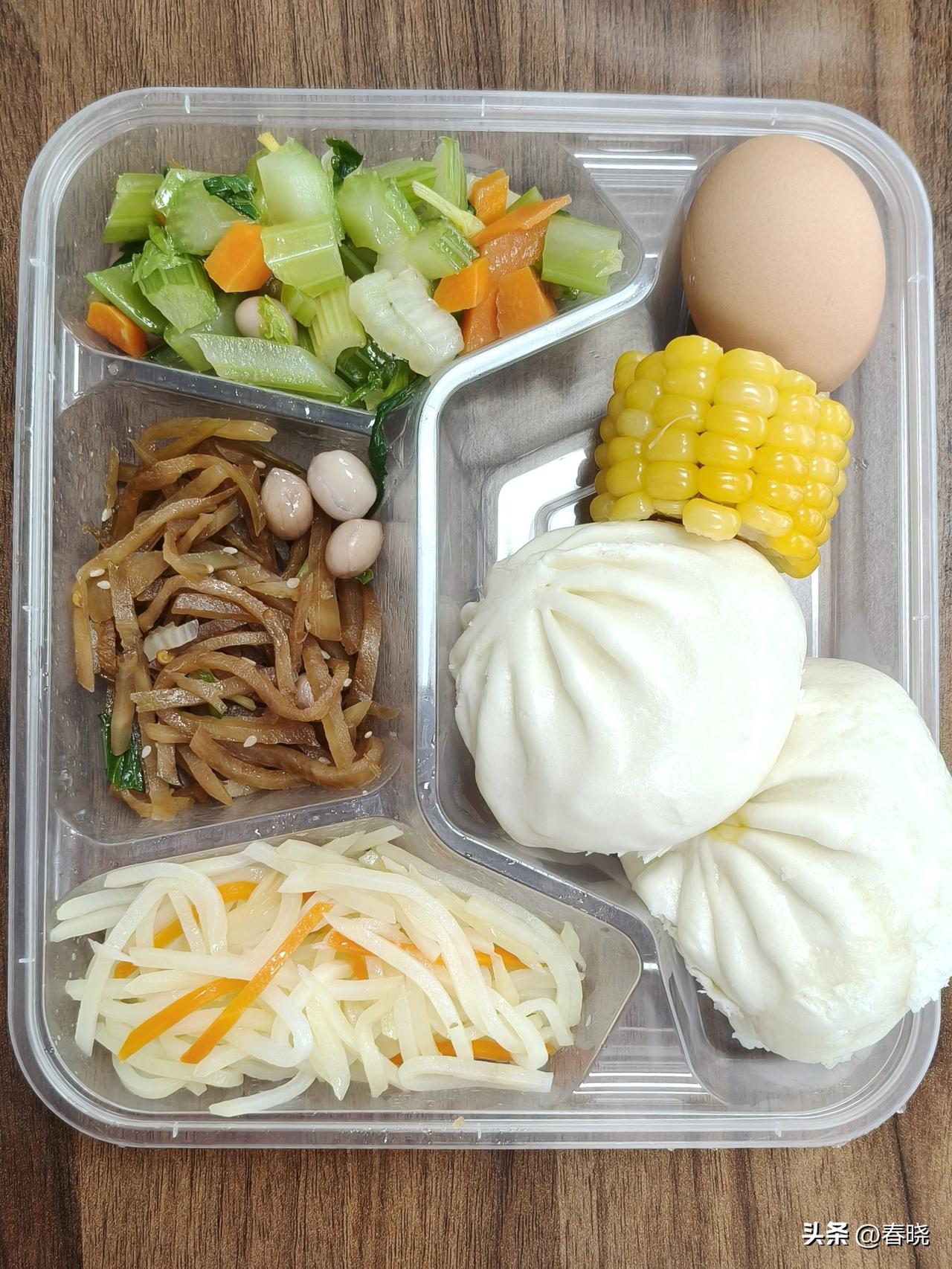 又来到体检中心了。
去年9月底来体检，那会儿人超多。当时有工作人员跟我说：每年8