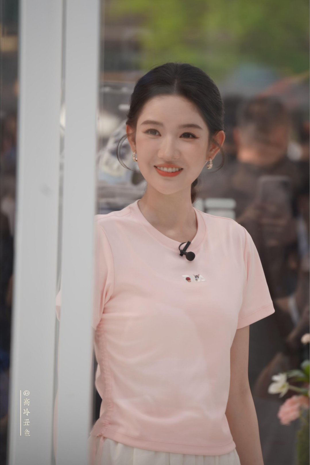 王玉雯花系长相王玉雯姐姐你好香 她一笑我就懂了什么叫花系。不是刻意好看，是自然而