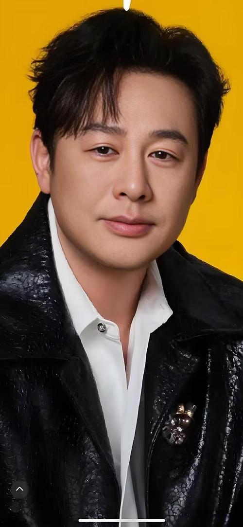 张颂文曾经说过一句很扎心的话：“这句话可能会得罪很多人。我相信现在中国大部分40