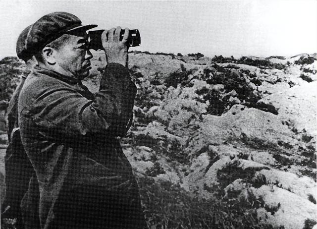 1955 年大授衔后，远在大洋彼岸的李奇微看到报纸上十大元帅的名单后，命人送到麦