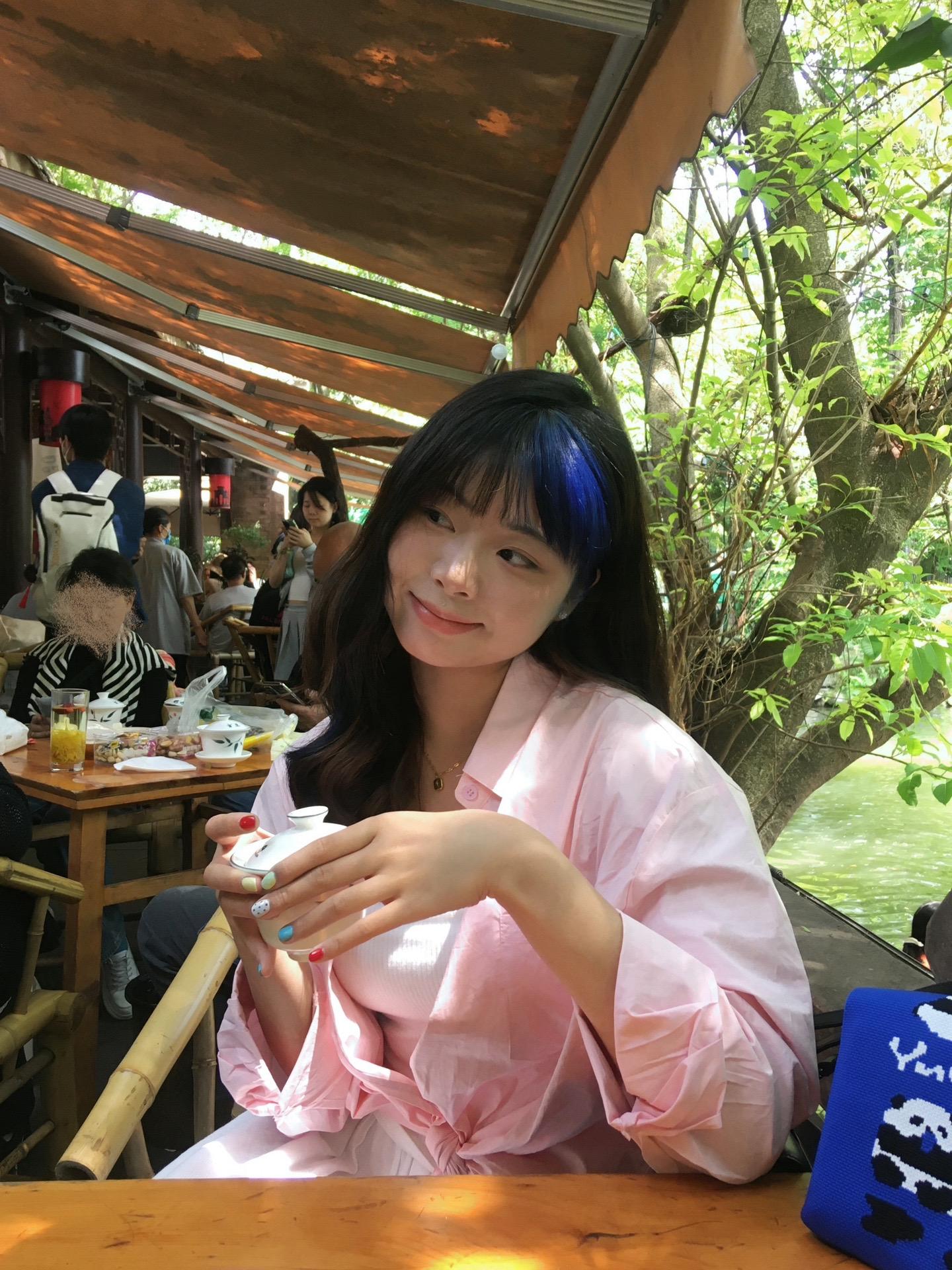 在好天气和我一起逛公园