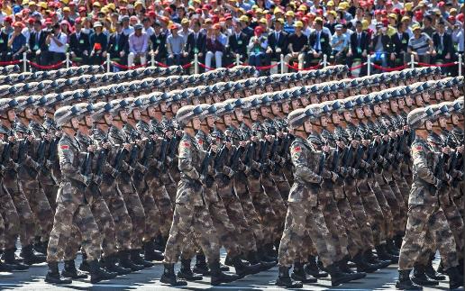 现在很多西方国家包括美国，都在思考一个问题：中国人民解放军到底能打多强，战斗力怎