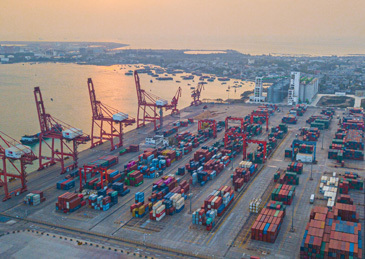 【商务部：#希望美方不要甩锅推责#】#中方希望美方不要甩锅推责# 2月25日，据