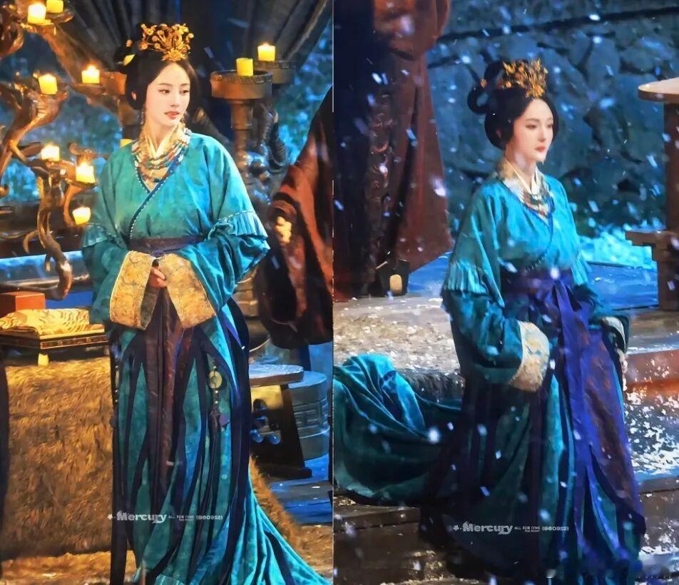 杨幂江山大同雪中起舞杨幂在《江山大同》雪中起舞这段真的美到失语！好奇头顶这套华丽