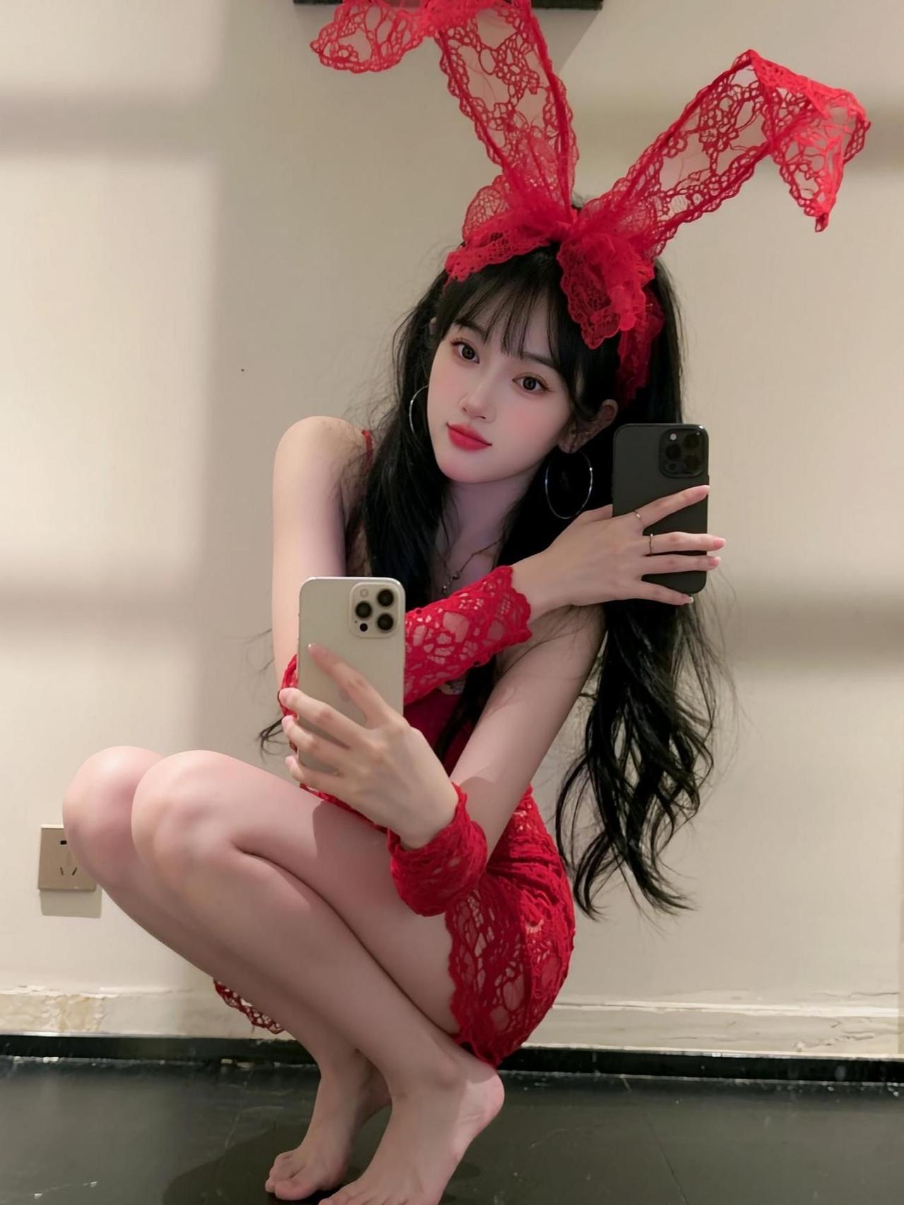 AI红兔装自拍  抖音ai创作