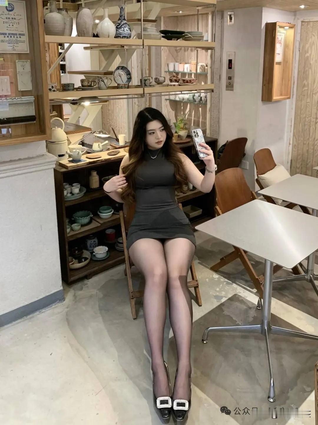 性感妩媚，魅力无限。