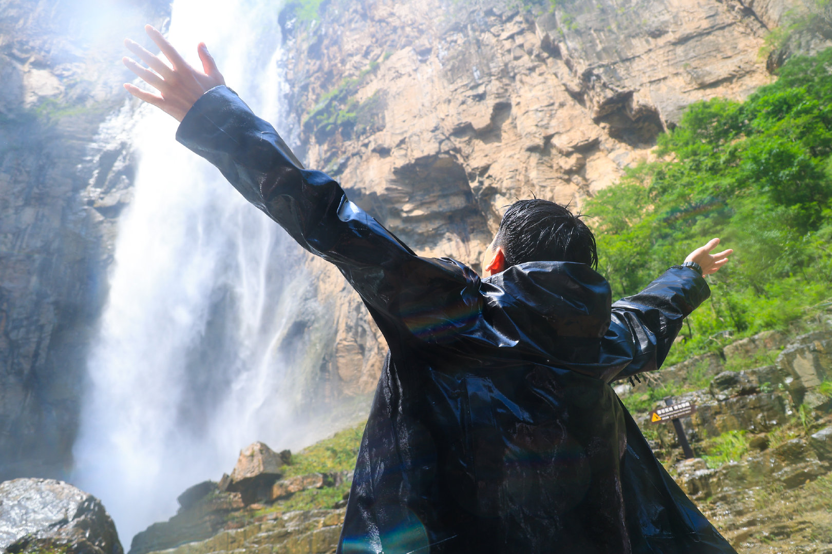 #阿山播天气# 8月4日 云台山 多云 24/33°C这个夏天总要去云台山看瀑布
