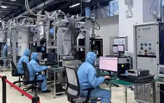 如果说韩国官方报告是纸面差距，那产业市场的表现，就是最真实的试金石，中国的领先，