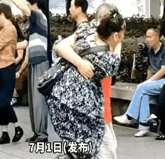 现在有些事，真是越想越觉得不对劲

你说咱们这些二三十岁的年轻人，天天保温杯里泡