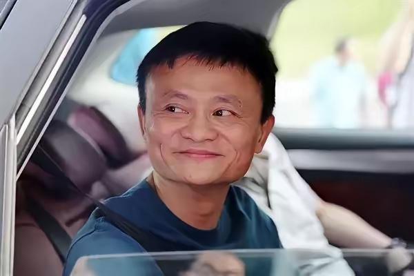 2014年，马云花了14.5亿美元买下了高德地图，实际上他当时并不想买，觉得自己