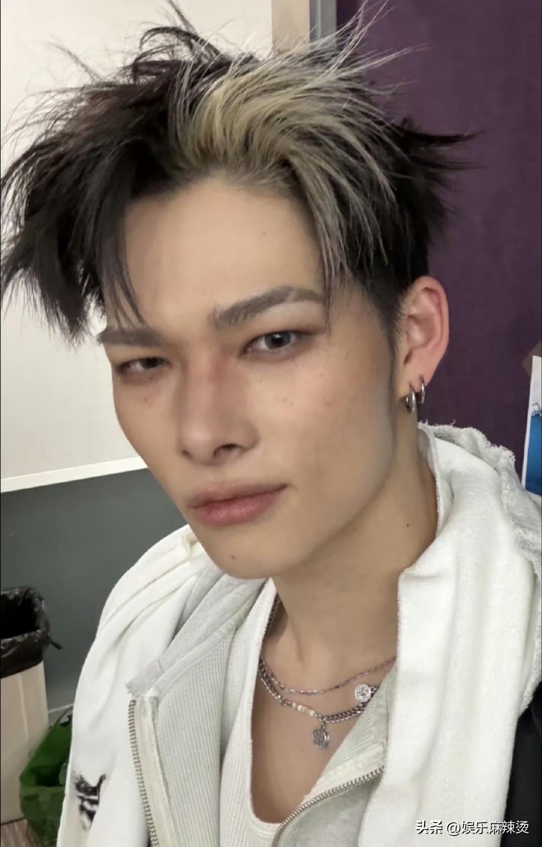 这就是日本资深粉丝Mina喜欢的偶像，20岁日本人西村力，以小迈克尔杰克逊、超级