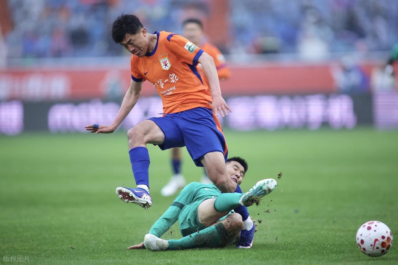 克雷桑、德尔加多身体疲劳？宿茂臻有点搞笑！1、刘洋、谢文能疲劳都可以理解，毕竟国