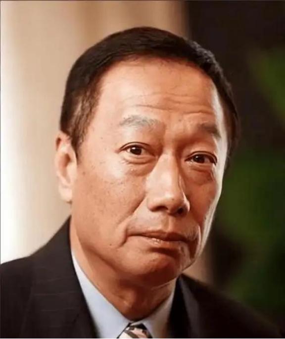 “只要大陆敢打仗，我就敢给他们送物资过去！”郭台铭，也就是富士康的创始人，表示如