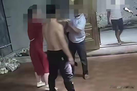 关于此案的分析，主要需要从行为人的主观意图和行为表现两个方面进行判断。根据提供的