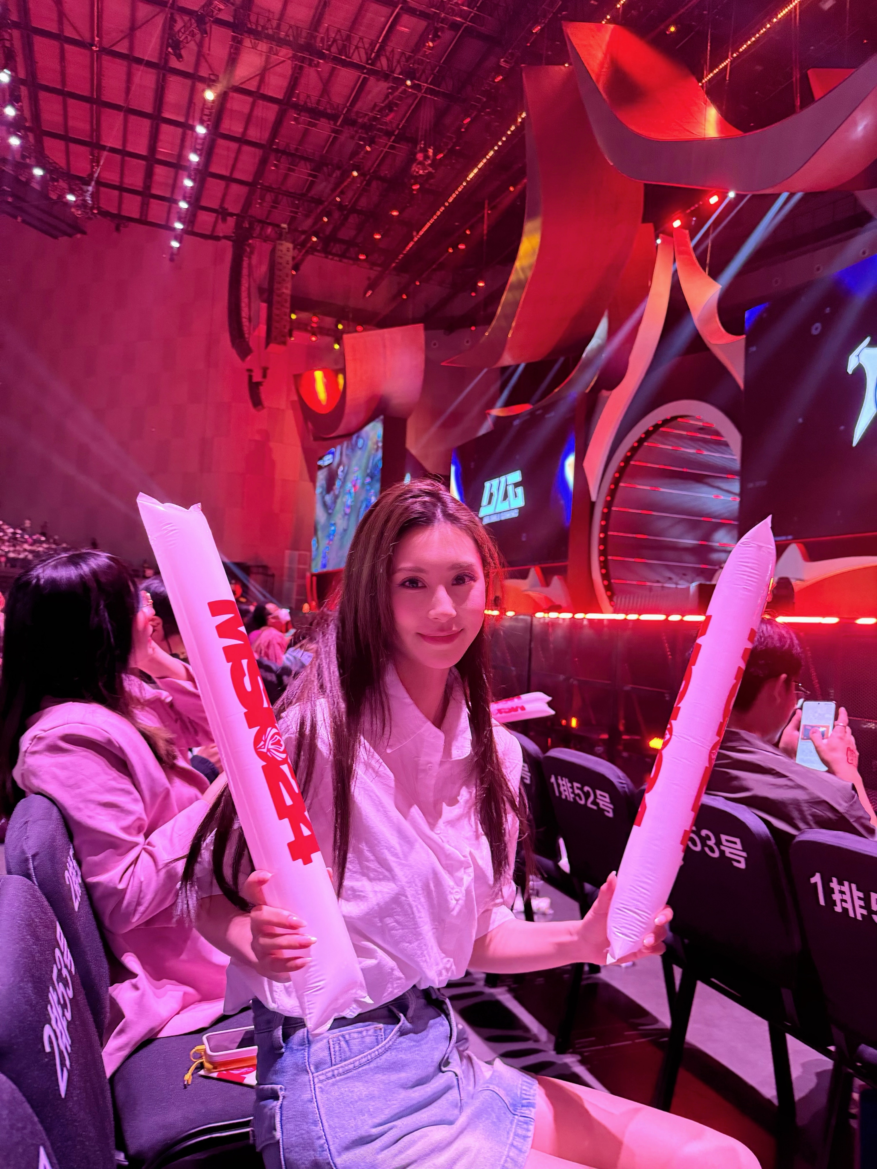 以看比赛为中心的慢节奏两天  ​​​