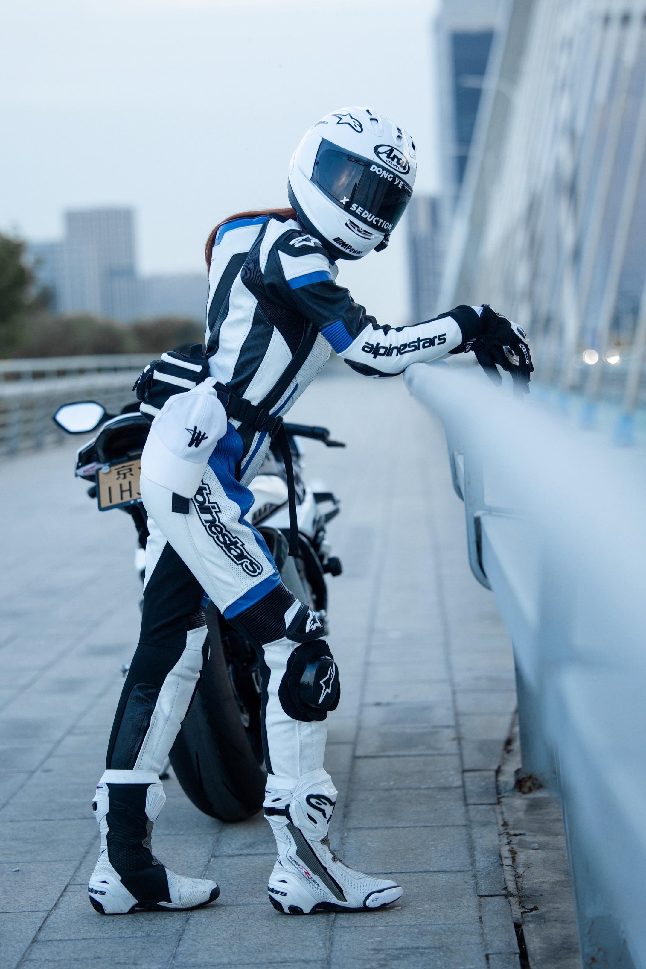 We will never part.📷