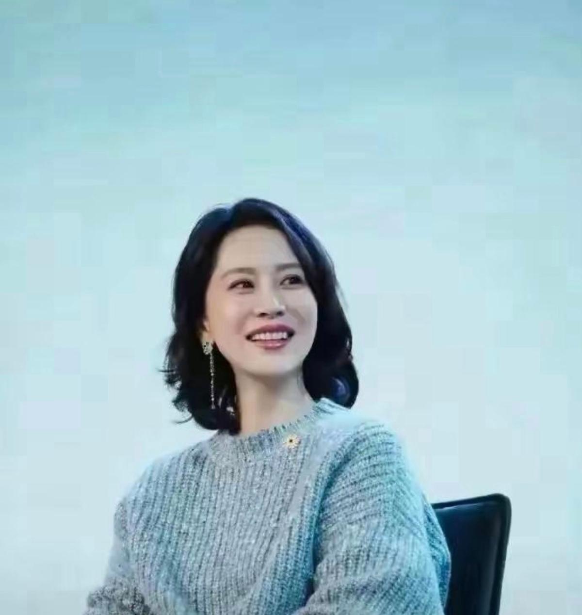 医美真吓人啊！这是海清啊！！！以前觉得她挺普通的，就是演技还不错！现在越来越美了