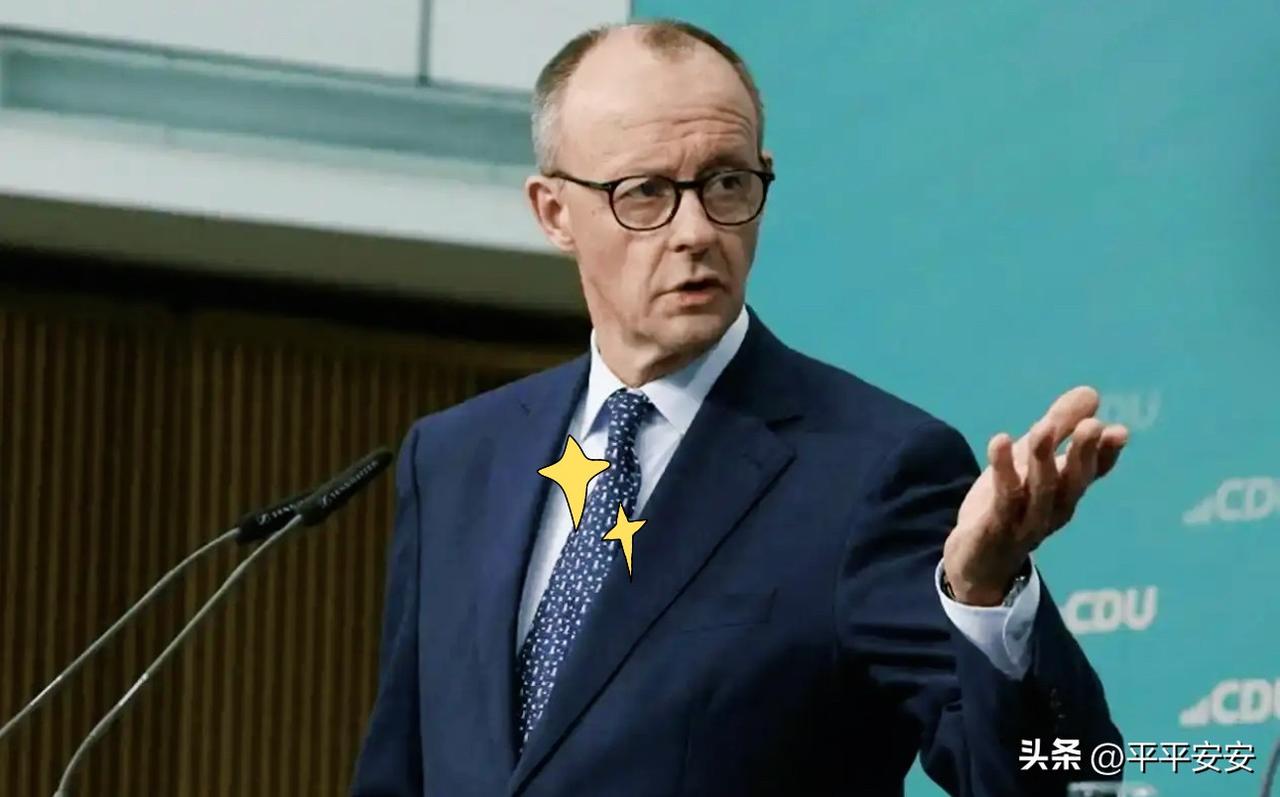 德国政坛炸了！

德国左翼党在波茨坦的党代会上以压倒性多数通过一项决议，成为德国